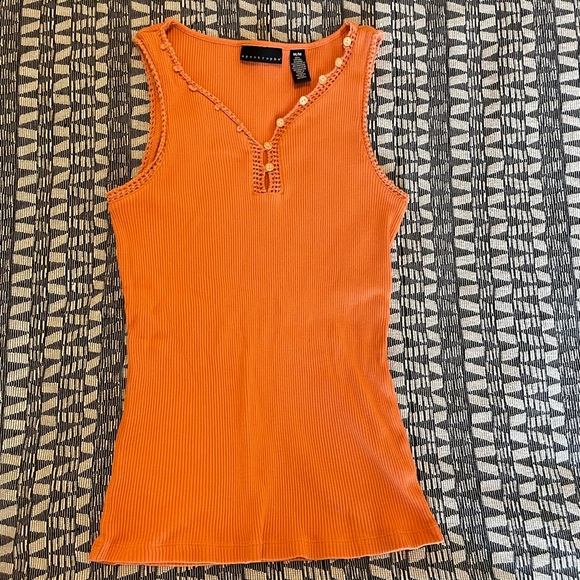 Apostrophe Orange Ribbed Cotton Y2K button tank top - Picture 6 of 8